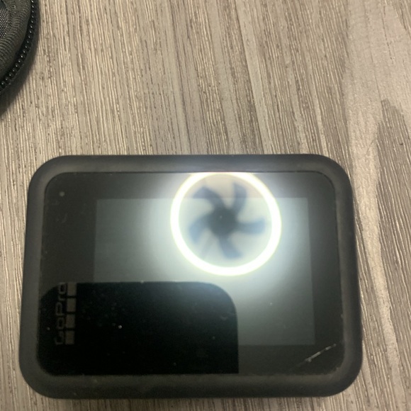 GoPro hero 8 black been used once - Picture 3 of 4